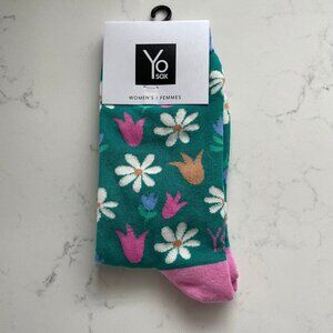 YoSox Floral Colorful Cotton Poly Blend Crew Socks Green Pink White Sz 6-10 NWT